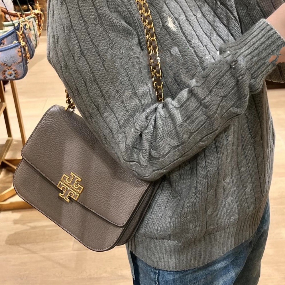 🔥NeW! Tory Burch Britten Small Adjustable Shoulder Bag - Picture 8 of 17